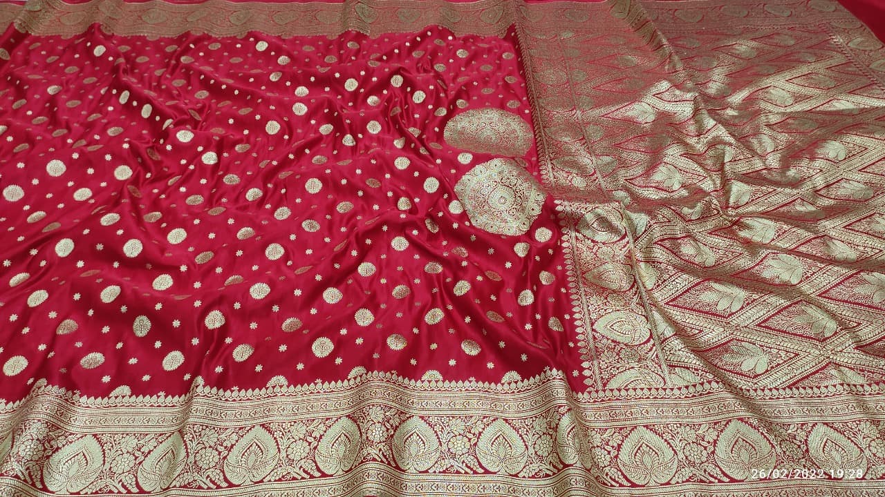 Red Art Silk Saree From Banarasi