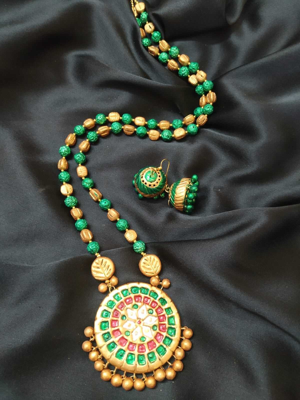 Terracotta Jewellery AKR0046