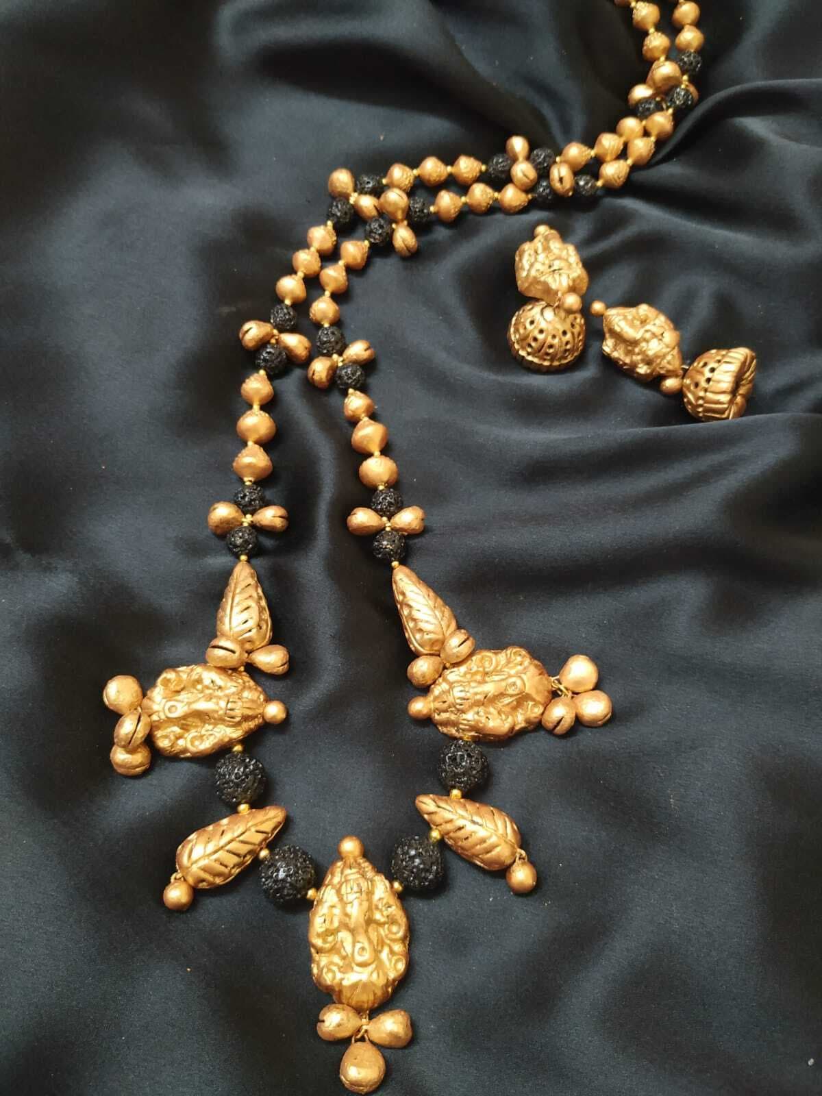 Terracotta Jewellery AKR0048