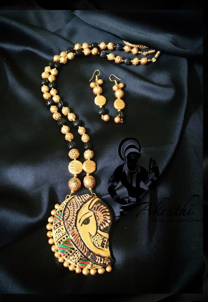 Terracotta jewellery AKR008